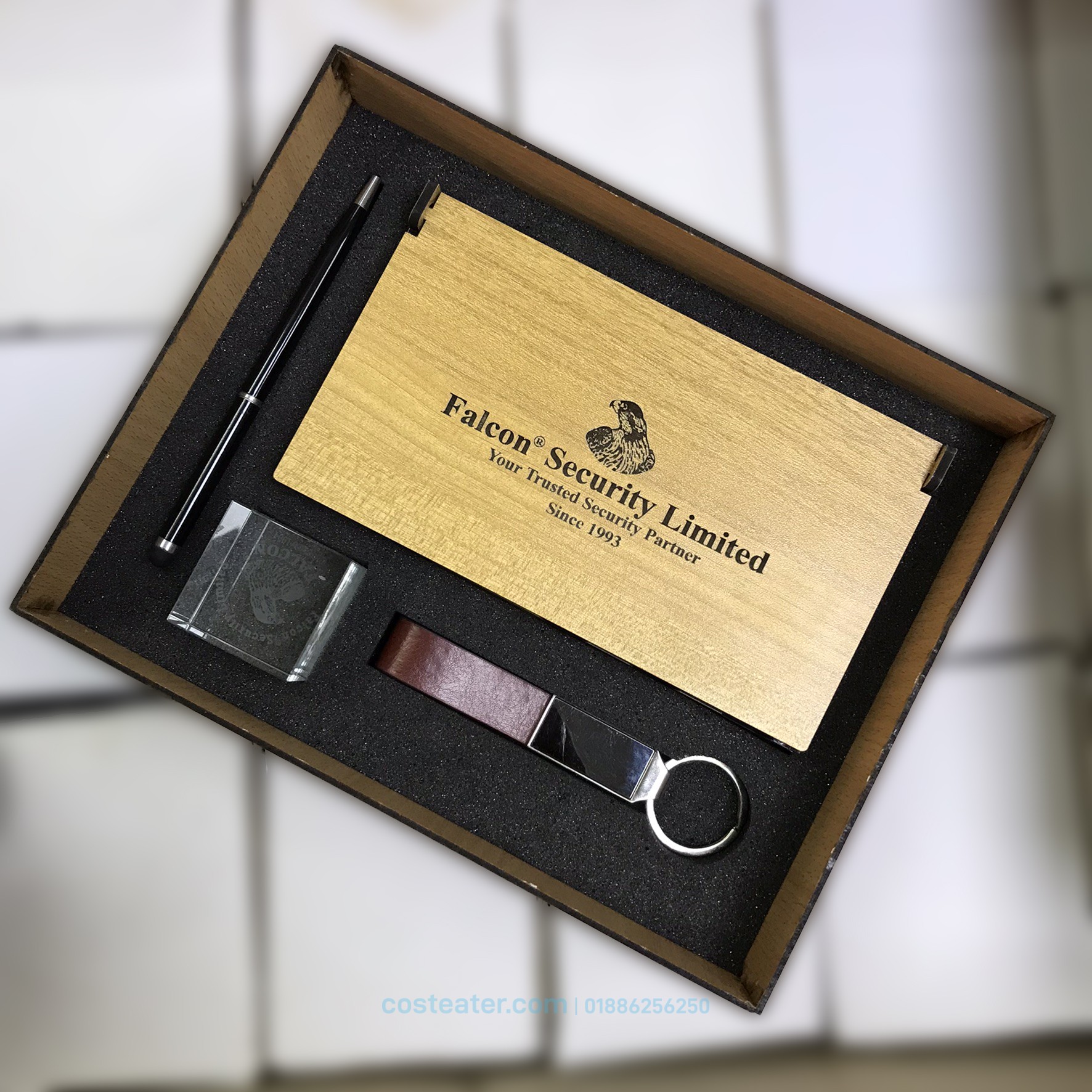 Premium Corporate Gift Package with Wooden Boxed Slip Pad Premium Corporate Gift Package with Wooden Boxed Slip Pad